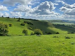 Stylish Getaway in the Heart of the Pewsey Vale
