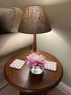 Stylish Getaway in the Heart of the Pewsey Vale