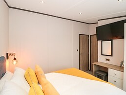 Fairways 4 - Sunny Meadows