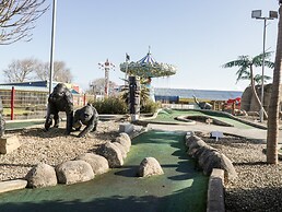 Fairways 4 - Sunny Meadows