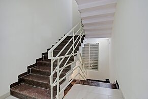 Treebo Krishna Regency ISBT Bus Stop