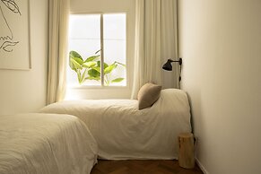 Modern ground floor with private patio