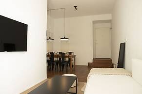 Modern ground floor with private patio