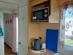 Arizona Family and Dogs Welcome Caravan 3 Bedrooms