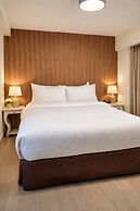 Sea Edge Beachside Hotel