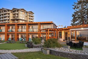 Sea Edge Beachside Hotel
