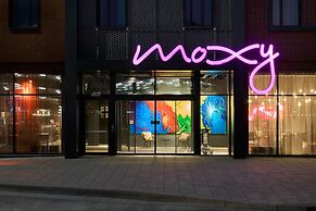 Moxy Bristol