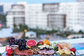 Embassy Suites By Hilton Aruba Beach Resort