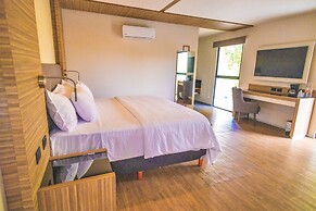 Hotel Plaza by Kavia