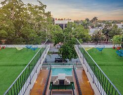 Hotel Plaza by Kavia