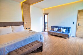 Hotel Plaza by Kavia