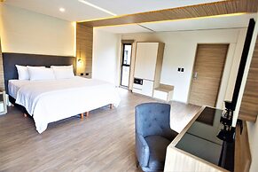 Hotel Plaza by Kavia