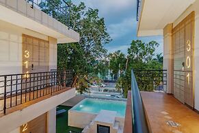 Hotel Plaza by Kavia