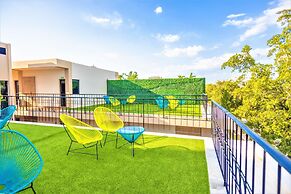 Hotel Plaza by Kavia