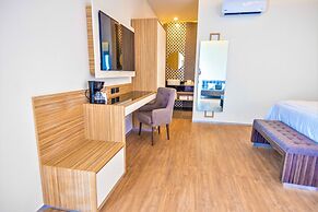 Hotel Plaza by Kavia