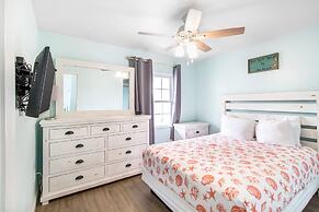 Tropic Island Resort