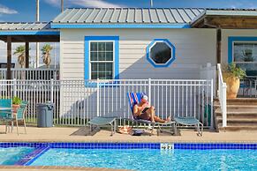 Tropic Island Resort