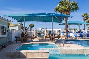 Tropic Island Resort