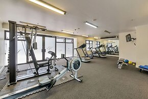 Chic CBD Studio-Aircon-Wifi -Heated Pool