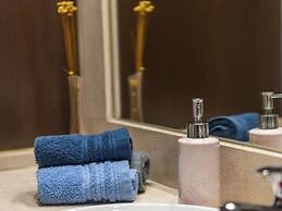 LV Premier Chiado CH1 Balcony Central Elevator