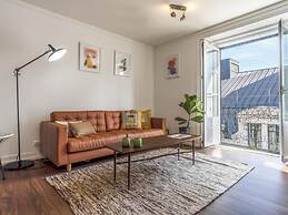 LV Premier Chiado CH1 Balcony Central Elevator