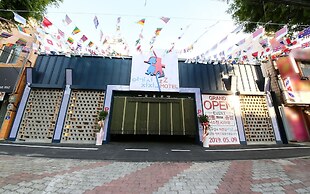 Gwangju Sinan Yeogiseo Jaja