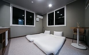 Cheongsong Baegunjang Motel