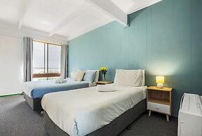 Coast Motel Eden