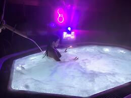 Banana Alaçatı Food & Stay - Adults Only