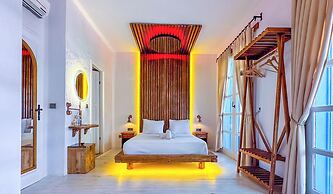 Banana Alaçatı Food & Stay - Adults Only