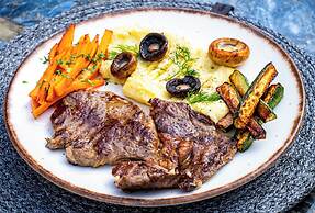 Banana Alaçatı Food & Stay - Adults Only