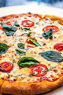 Banana Alaçatı Food & Stay - Adults Only