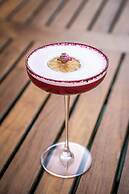 Banana Alaçatı Food & Stay - Adults Only