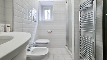 Italianway - Corso Venezia 7 - Aida