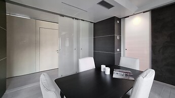 Italianway - Corso Venezia 7 - Traviata