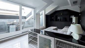 Italianway - Corso Venezia 7 - Traviata