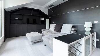 Italianway - Corso Venezia 7 - Traviata