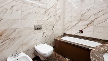 Italianway - Corso Venezia 7 - Traviata