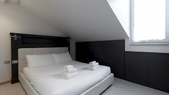 Italianway - Corso Venezia 7 - Traviata