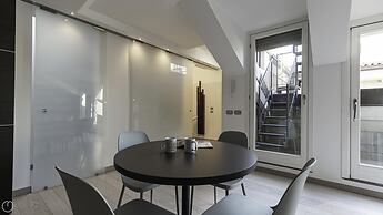 Italianway - Corso Venezia 7 - Traviata