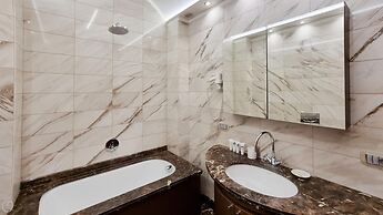 Italianway - Corso Venezia 7 - Traviata