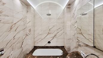 Italianway - Corso Venezia 7 - Traviata