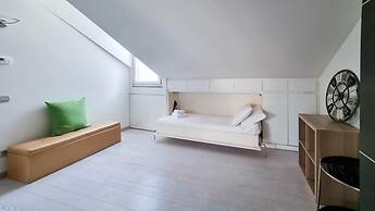 Italianway - Corso Venezia 7 - Traviata