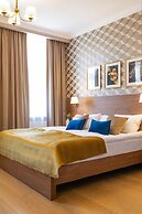 Portal House Apartments