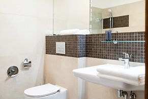 Portal House Apartments