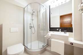 Portal House Apartments