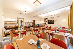 Portal House Apartments