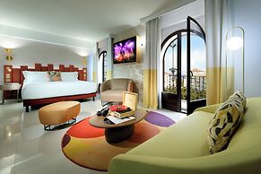 Hard Rock Hotel Marbella – Puerto Banús