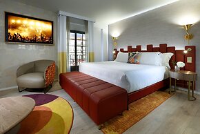 Hard Rock Hotel Marbella – Puerto Banús