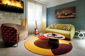 Hard Rock Hotel Marbella – Puerto Banús